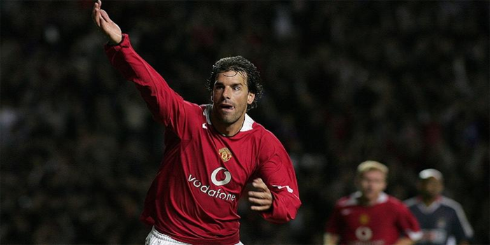 Gaya Bermain Dan Etika Profesional Ruud Van Nistelrooy